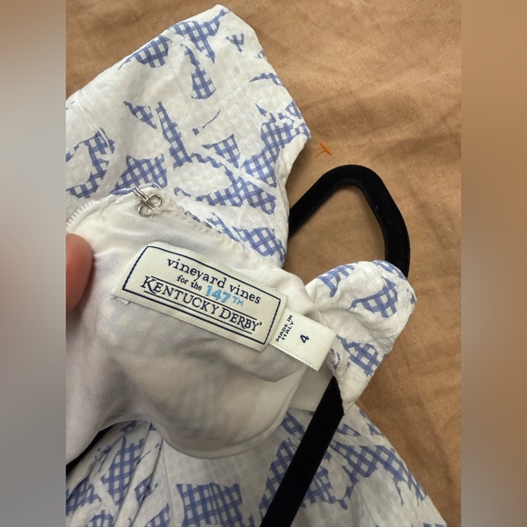 Vineyard Vines Sleeveless White and Blue Floral Tie-Front Midi Dress - Picture 10 of 11